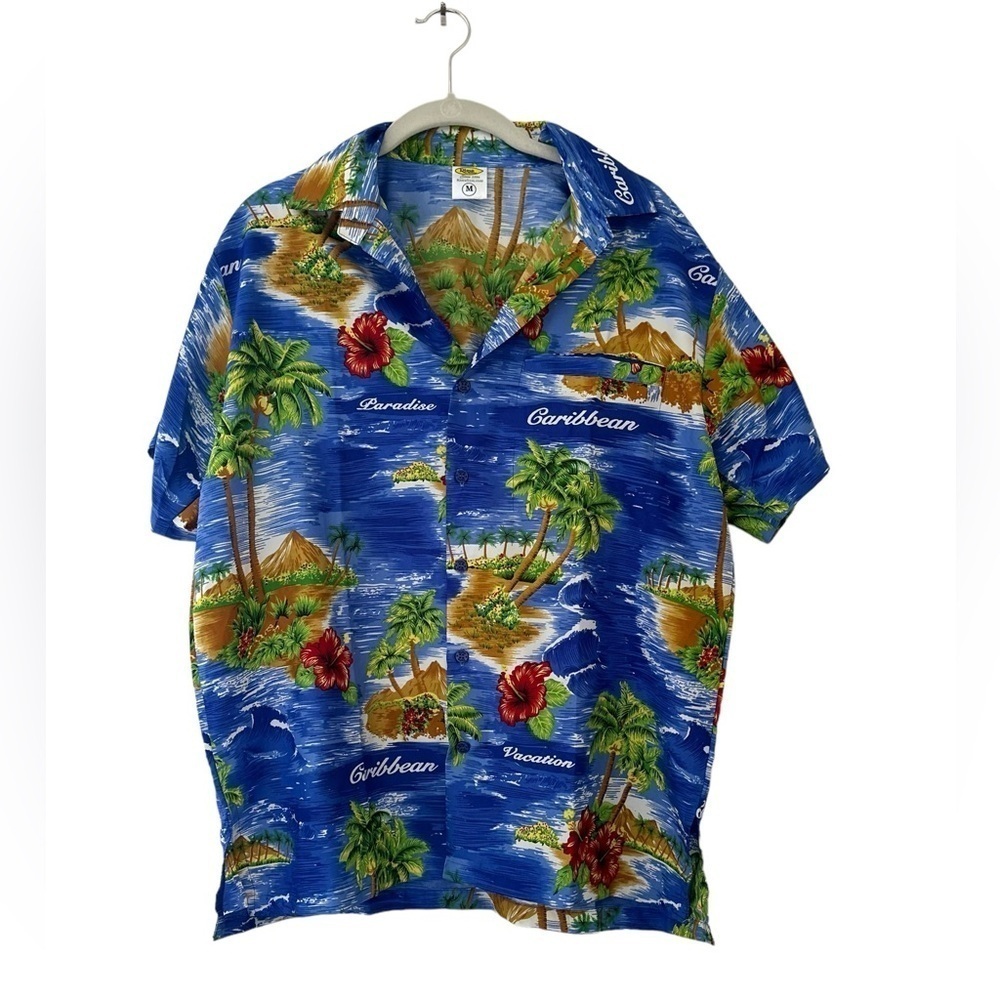 Men’s Hawaiian style shirt